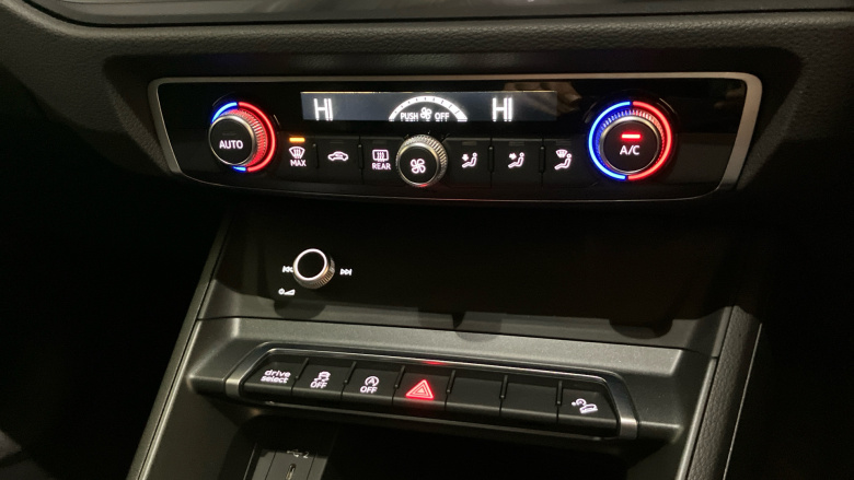 Audi Q3 40 TFSI Quattro S Line 5dr S Tronic Petrol Estate